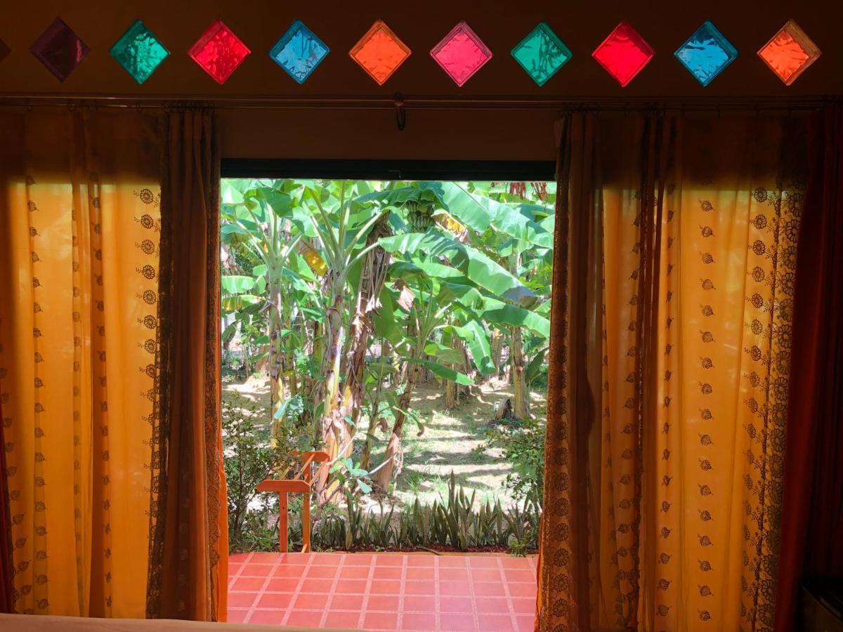 One World Bungalows เกาะลันตา ภายนอก รูปภาพ